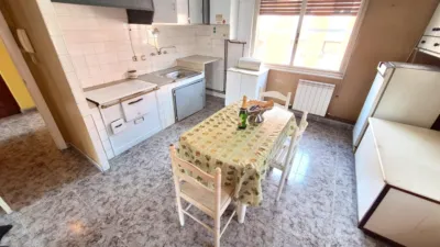 Apartment in La Felguera photo 4