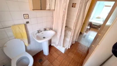 Apartment in La Felguera photo 8