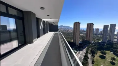Duplex penthouse on Calle Presidente Adolfo Suarez photo 6