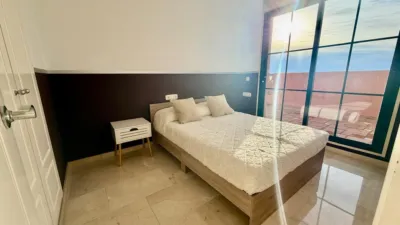 Penthouse on Carrer Viena photo 13