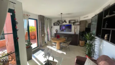 Penthouse on Carrer Viena photo 16
