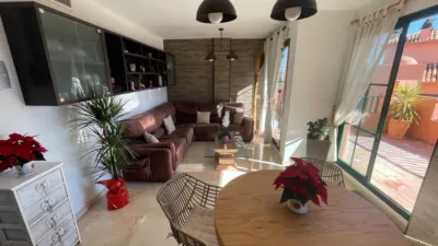 Penthouse on Carrer Viena photo 25
