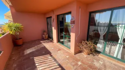 Penthouse on Carrer Viena photo 28