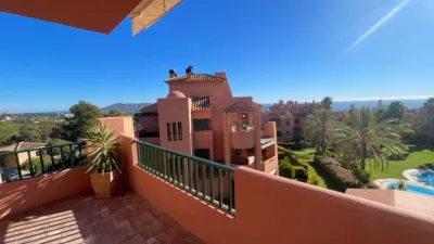 Penthouse on Carrer Viena photo 29