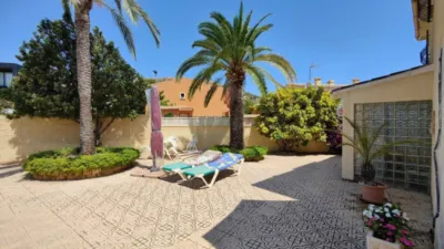 Chalet en Carrer de Turmalina photo 15