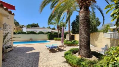 Chalet en Carrer de Turmalina photo 17
