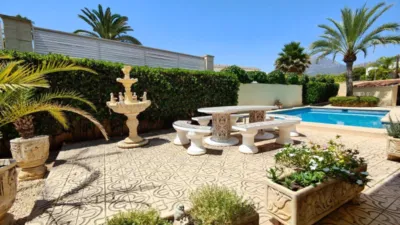 Chalet on Carrer de Turmalina photo 4