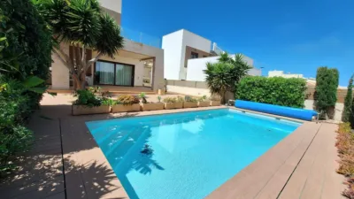Chalet on Calle Argonauta photo 3