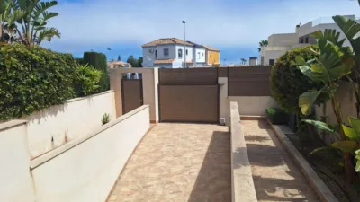 Chalet on Calle Argonauta photo 6