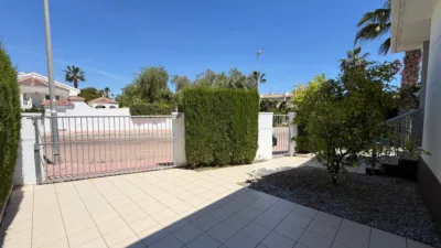 Chalet on Calle de Pontevedra photo 5