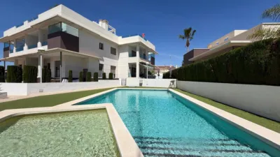 Chalet en calle de Pontevedra photo 90