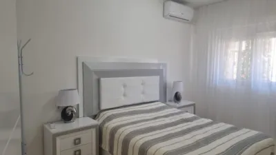 Apartment on Calle de la Loma photo 23