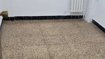 Piso en venta en Avenida de Navarra, 36, cerca de Calle de Santa Orosia, Delicias (Zaragoza Capital) de 250.000 €