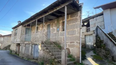 Rustic finca on Calle Calvos A-Castroverde photo 3
