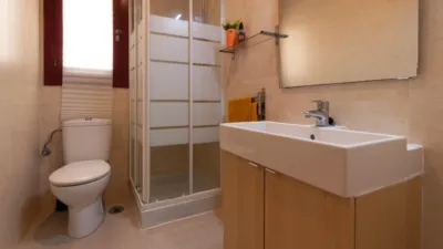 Habitación en alquiler en Avenida de Alcoy, cerca de Calle de Francisco Carratalá Cernuda, Campoamor (Distrito Campoamor-Altozano. Alicante - Alacant) de 500 €<span>/mes</span>