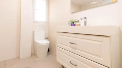 Habitación en alquiler en Avenida de Alcoy, cerca de Calle de Francisco Carratalá Cernuda, Campoamor (Distrito Campoamor-Altozano. Alicante - Alacant) de 500 €<span>/mes</span>