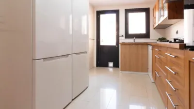 Habitación en alquiler en Avenida de Alcoy, cerca de Calle de Francisco Carratalá Cernuda, Campoamor (Distrito Campoamor-Altozano. Alicante - Alacant) de 500 €<span>/mes</span>