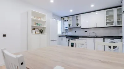 Habitación en alquiler en Calle de Pradilla, Carolinas (Distrito Pla-Carolinas. Alicante - Alacant) de 260 €<span>/mes</span>