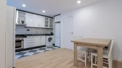 Habitación en alquiler en Calle de Pradilla, Carolinas (Distrito Pla-Carolinas. Alicante - Alacant) de 260 €<span>/mes</span>