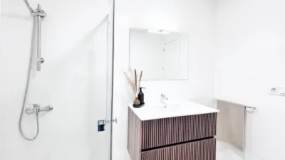 Habitación en alquiler en Calle de Alcalá Galiano, cerca de Calle de Jaime Segarra, Carolinas (Distrito Pla-Carolinas. Alicante - Alacant) de 500 €<span>/mes</span>