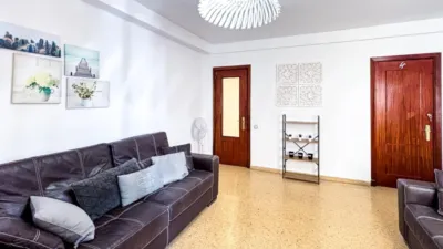 Habitación en alquiler en Calle de Ángel Lozano, Centro Tradicional (Distrito Centro-Ensanche. Alicante - Alacant) de 600 €<span>/mes</span>