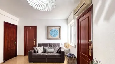 Habitación en alquiler en Calle de Ángel Lozano, Centro Tradicional (Distrito Centro-Ensanche. Alicante - Alacant) de 600 €<span>/mes</span>