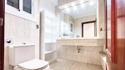 Habitación en alquiler en Calle de Ángel Lozano, Centro Tradicional (Distrito Centro-Ensanche. Alicante - Alacant) de 600 €<span>/mes</span>