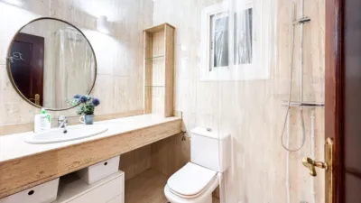 Habitación en alquiler en Calle de Ángel Lozano, Centro Tradicional (Distrito Centro-Ensanche. Alicante - Alacant) de 600 €<span>/mes</span>