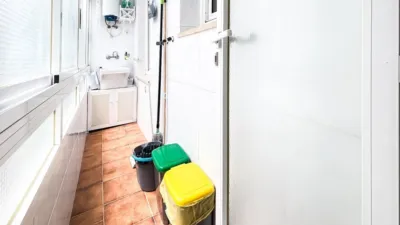 Habitación en alquiler en Calle de Ángel Lozano, Centro Tradicional (Distrito Centro-Ensanche. Alicante - Alacant) de 600 €<span>/mes</span>