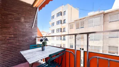 Habitación en alquiler en Calle de Ángel Lozano, Centro Tradicional (Distrito Centro-Ensanche. Alicante - Alacant) de 600 €<span>/mes</span>