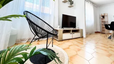 Habitación en alquiler en Calle de Antonio Maura, Pla del Bon Repòs (Distrito Pla-Carolinas. Alicante - Alacant) de 450 €<span>/mes</span>