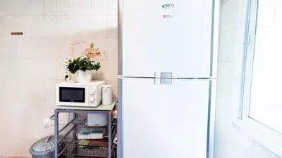 Habitación en alquiler en Calle de Antonio Maura, Pla del Bon Repòs (Distrito Pla-Carolinas. Alicante - Alacant) de 450 €<span>/mes</span>