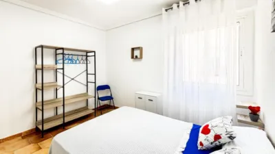 Habitación en alquiler en Calle de Antonio Maura, Pla del Bon Repòs (Distrito Pla-Carolinas. Alicante - Alacant) de 450 €<span>/mes</span>