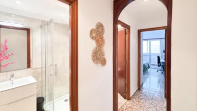 Habitación en alquiler en Calle de Tabarca, Carolinas (Distrito Pla-Carolinas. Alicante - Alacant) de 500 €<span>/mes</span>