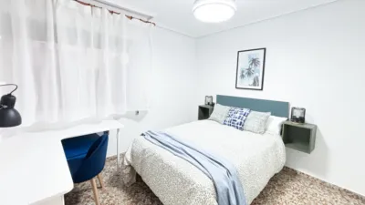 Habitación en alquiler en Calle de Tabarca, Carolinas (Distrito Pla-Carolinas. Alicante - Alacant) de 375 €<span>/mes</span>