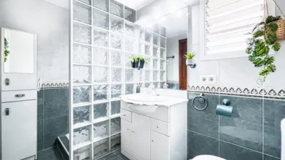 Habitación en alquiler en Calle del Ingeniero Sanchiz Pujalte, Campoamor (Distrito Campoamor-Altozano. Alicante - Alacant) de 390 €<span>/mes</span>