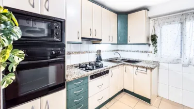 Habitación en alquiler en Calle del Ingeniero Sanchiz Pujalte, Campoamor (Distrito Campoamor-Altozano. Alicante - Alacant) de 320 €<span>/mes</span>