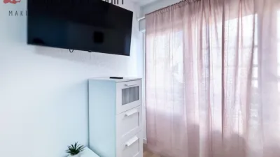 Habitación en alquiler en Avenida de Jijona, Carolinas (Distrito Pla-Carolinas. Alicante - Alacant) de 340 €<span>/mes</span>