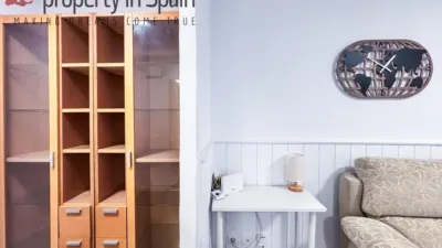 Habitación en alquiler en Calle del Pintor Pedro Camacho, Orgegia (Distrito Garbinet-Vistahermosa. Alicante - Alacant) de 300 €<span>/mes</span>