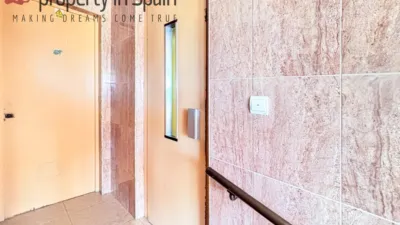 Habitación en alquiler en Calle del Pintor Pedro Camacho, Orgegia (Distrito Garbinet-Vistahermosa. Alicante - Alacant) de 300 €<span>/mes</span>