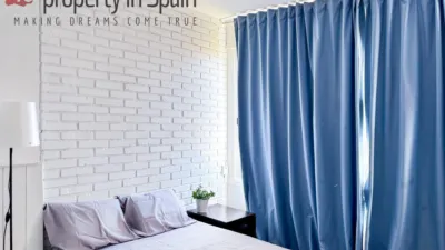 Habitación en alquiler en Calle del Pintor Pedro Camacho, Orgegia (Distrito Garbinet-Vistahermosa. Alicante - Alacant) de 300 €<span>/mes</span>