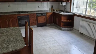Casa – A Laracha, A Montaña, A Torre - Més