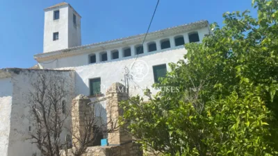 Rustic finca on Mas de Carro Street photo 2