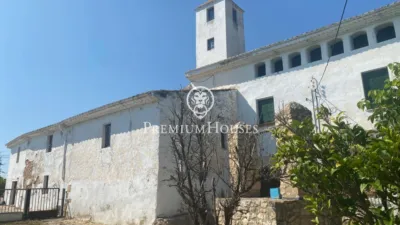 Rustic finca on Mas de Carro Street photo 3