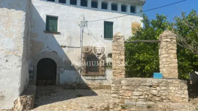 Rustic finca on Mas de Carro Street photo 5