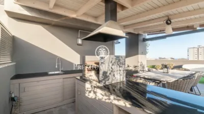 Penthouse in La Plana photo 3