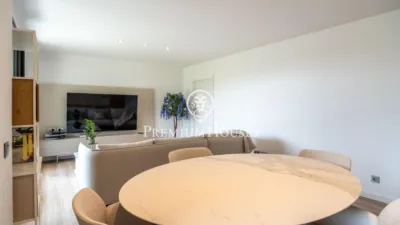 Apartment on Carrer de Victor Berbegal photo 10