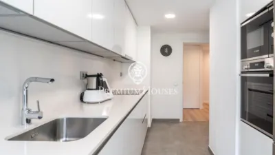 Apartment on Carrer de Victor Berbegal photo 14