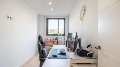 Apartment on Carrer de Victor Berbegal photo 27