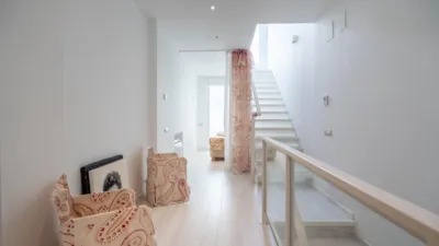 House in Centre photo 17